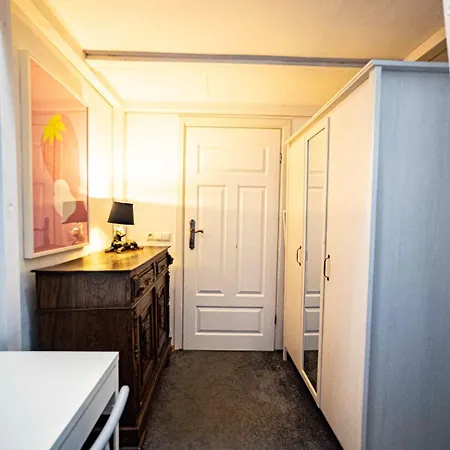 With Antique Furniture In The Old Town, Metro * Varsovia